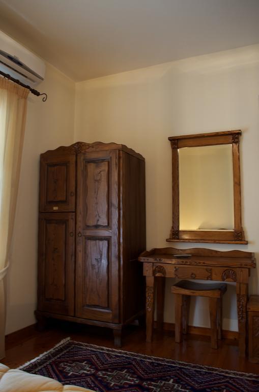 Aparthotel Petrini Gonia Livadherón Zimmer foto